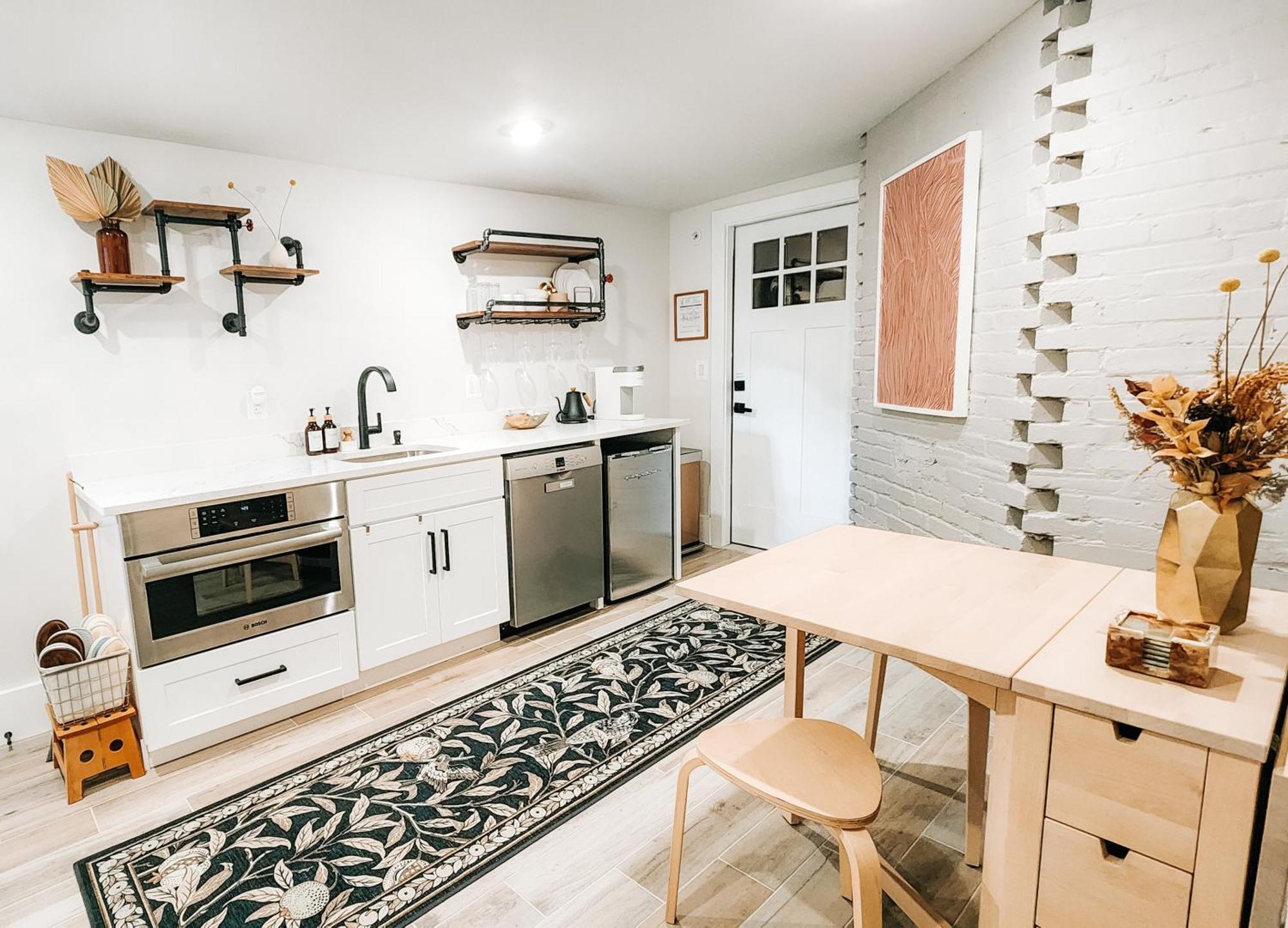 Private Modern Luxury Suite In Historic Stone Home 华盛顿哥伦比亚 外观 照片